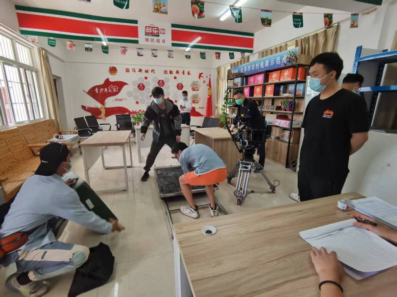 台江区广告片拍摄公司：极简主义践行者，少即是多的视觉哲学